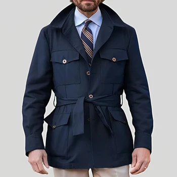 Lässiger mittellanger Trenchcoat aus Baumwolle für Herren Casual mid-length cotton trench coat for men